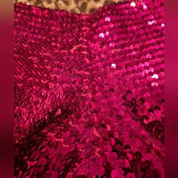 Pink Metallic Leggings & Sequin Shorts Set S - Picture 6 of 8